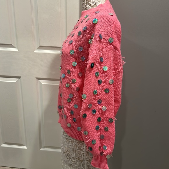 Brand new boutique style sparkle and shine front sweater - Picture 6 of 11
